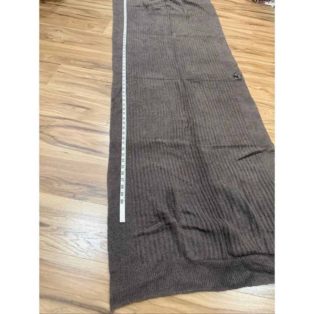 Barefoot Dreams cover shawl with pockets one Size